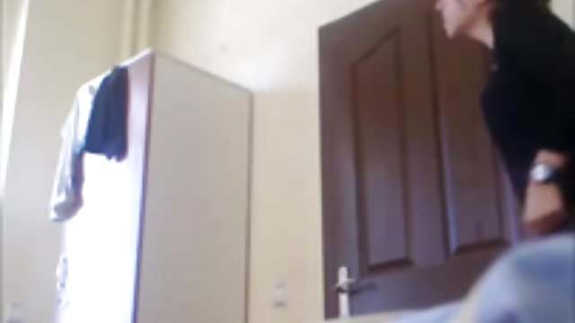 在办公室里变得顽皮第2部分