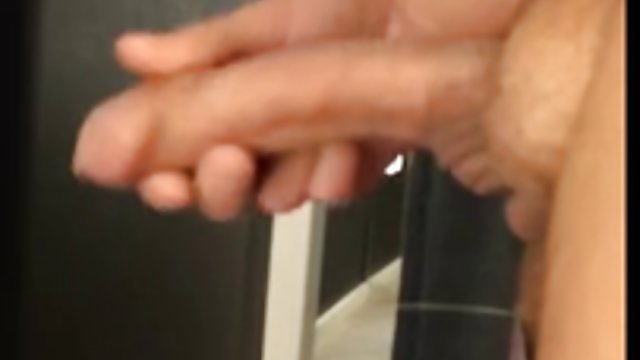 金发碧眼的笔触嘲弄短裤